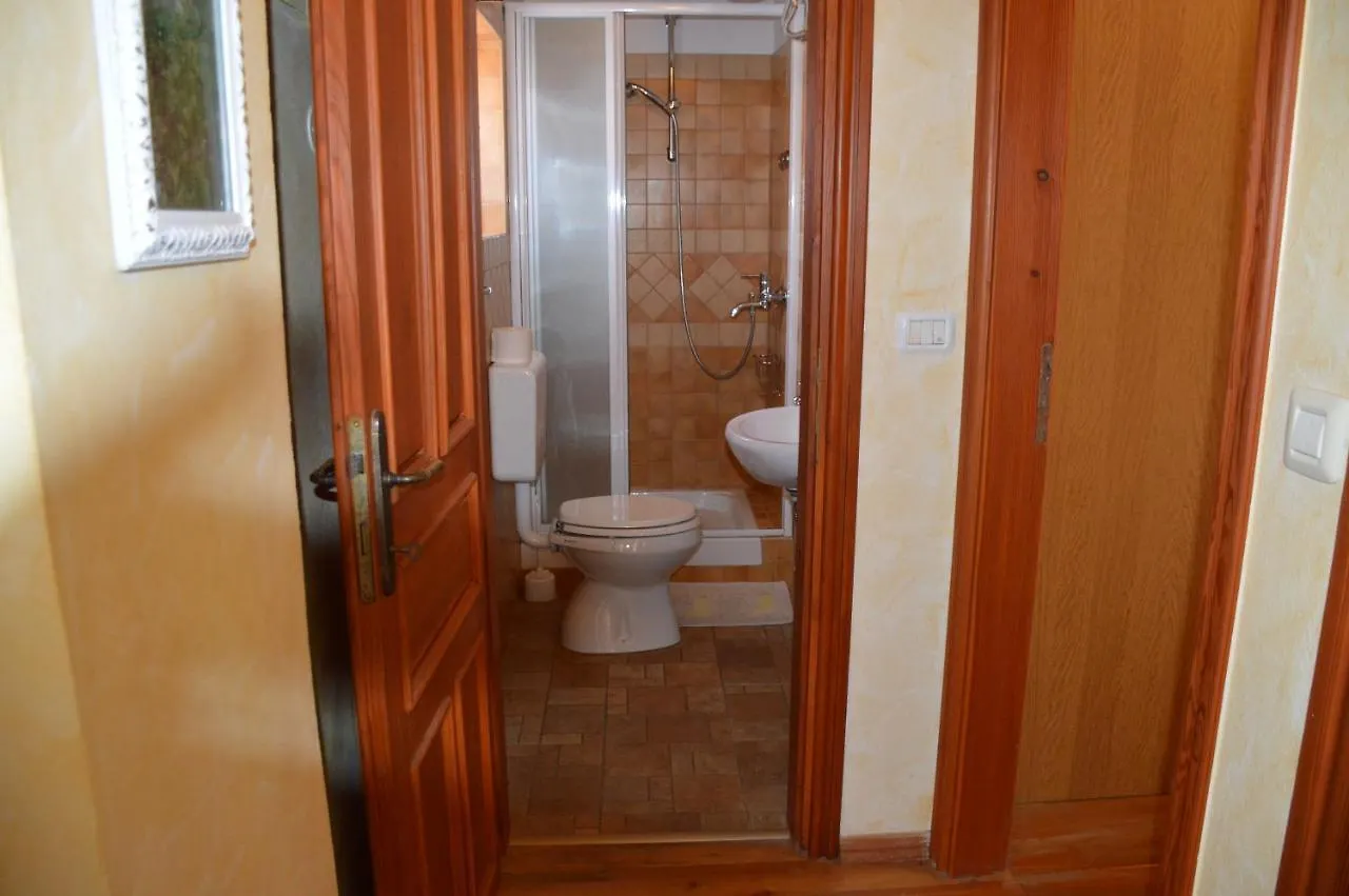 Villa Kirsten Zminj 0*,  Croatia